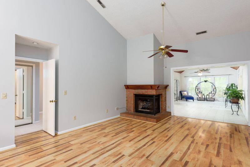105 Salterton St, Summerville, SC 29485