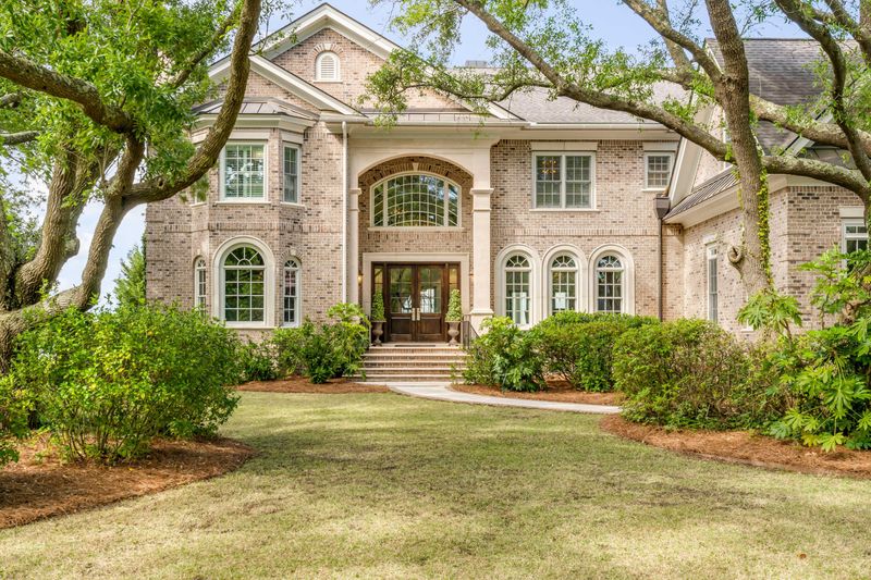 931 White Point Blvd, Charleston, SC 29412