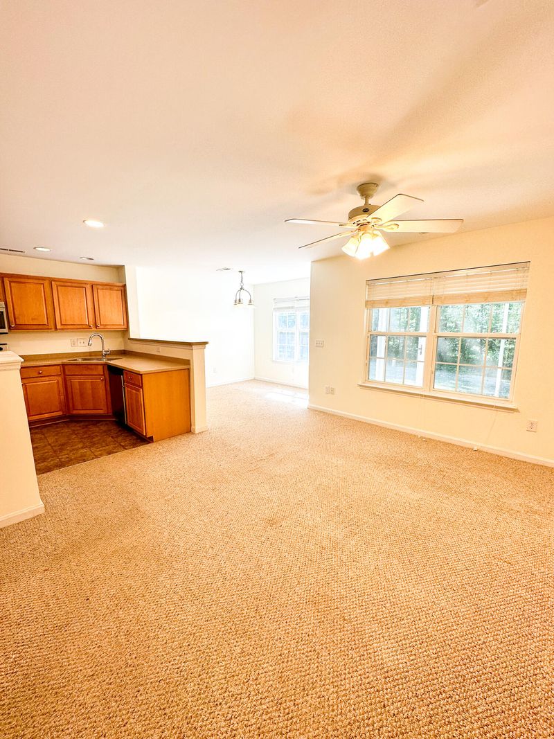 8607 Grassy Oak Trl, North Charleston, SC 29420