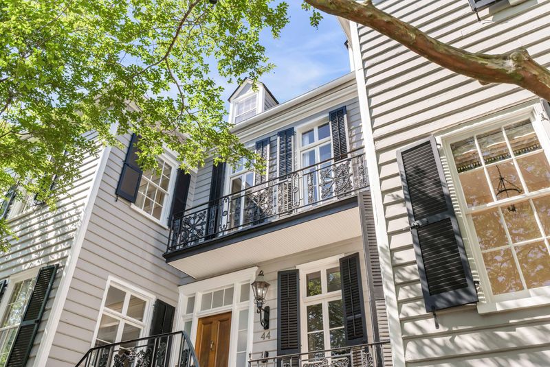 44 Meeting St, Charleston, SC 29401