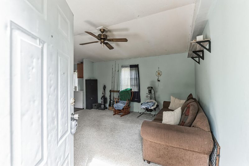 990 Mendel Rivers Rd, Bonneau, SC 29431