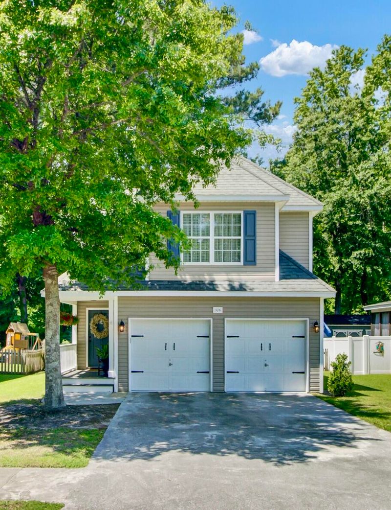 376 Stefan Dr, James Island, SC 29412