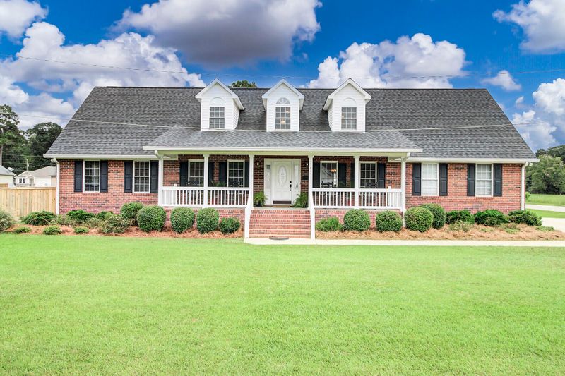 305 David St, Saint George, SC 29477