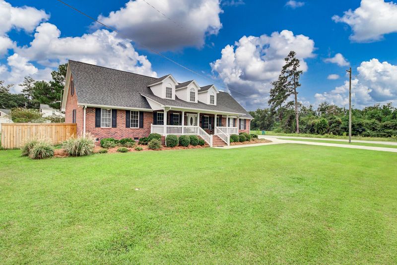 305 David St, Saint George, SC 29477
