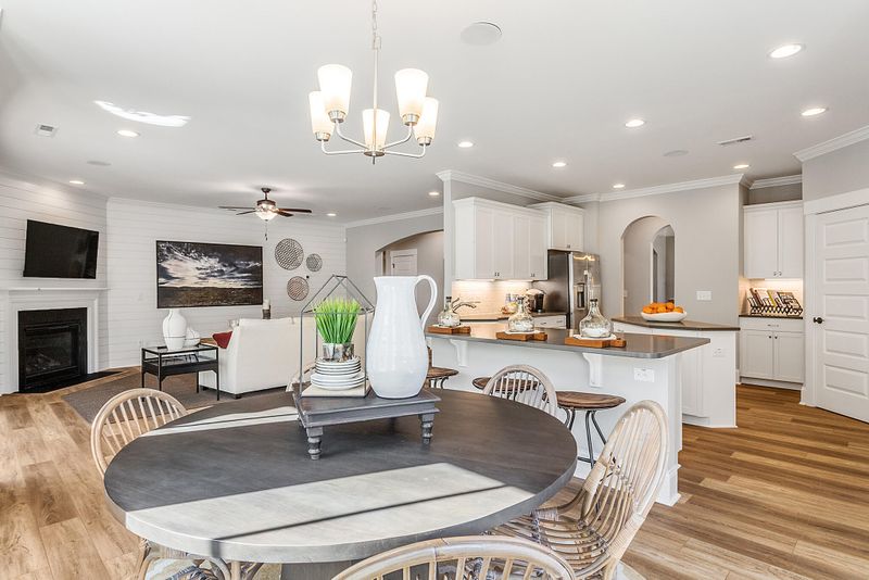 444 Rowley Ln, Summerville, SC 29486