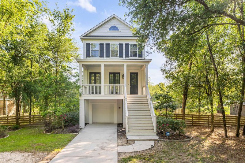 2252 Brown Pelican Ln, Charleston, SC 29412