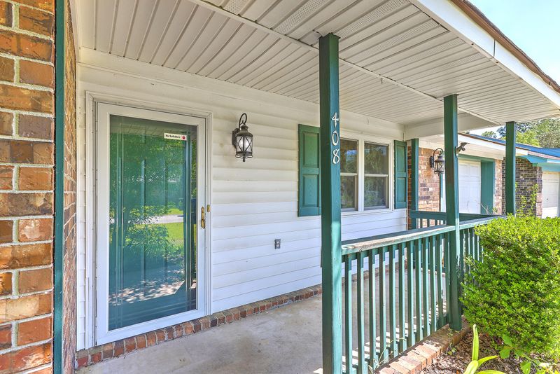 408 Kershaw Rd, Summerville, SC 29486