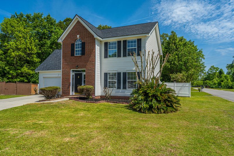 158 Hainsworth Dr, North Charleston, SC 29418