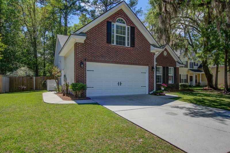 131 High Bridge Rd, Summerville, SC 29485