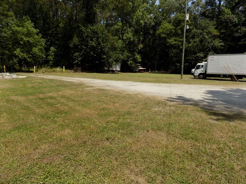 750 Bear Swamp Rd, Johns Island, SC 29455