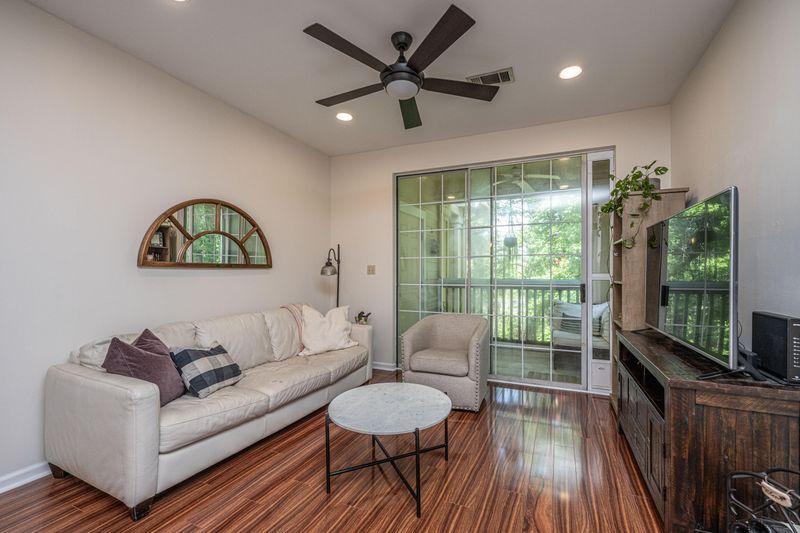 1600 Long Grove Dr #828, Mount Pleasant, SC 29464