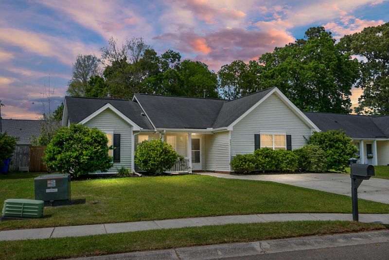 306 Rose Marie Ln, Charleston, SC 29414