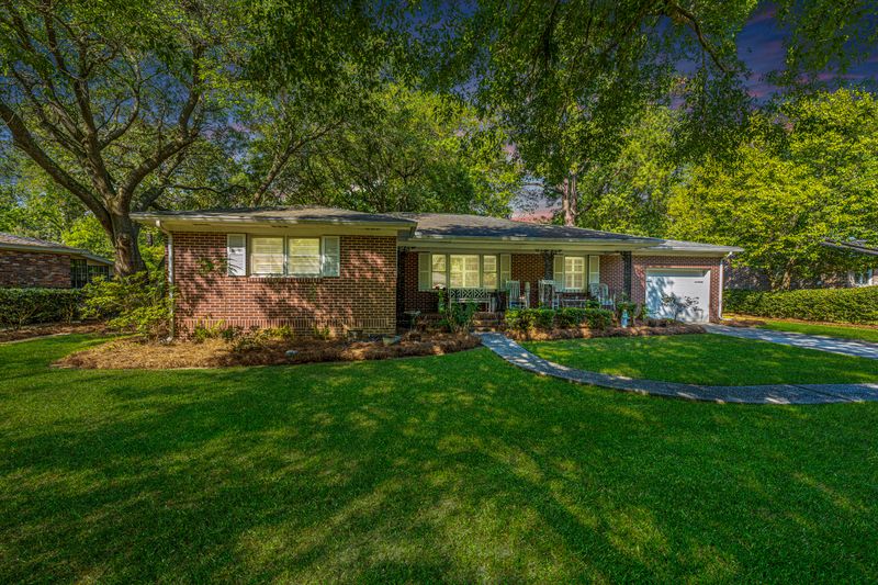1249 Winston St, Charleston, SC 29407