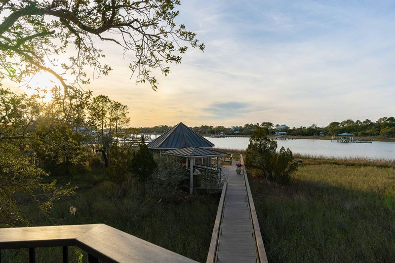 31 Waterway Island Dr, Isle Of Palms, SC 29451
