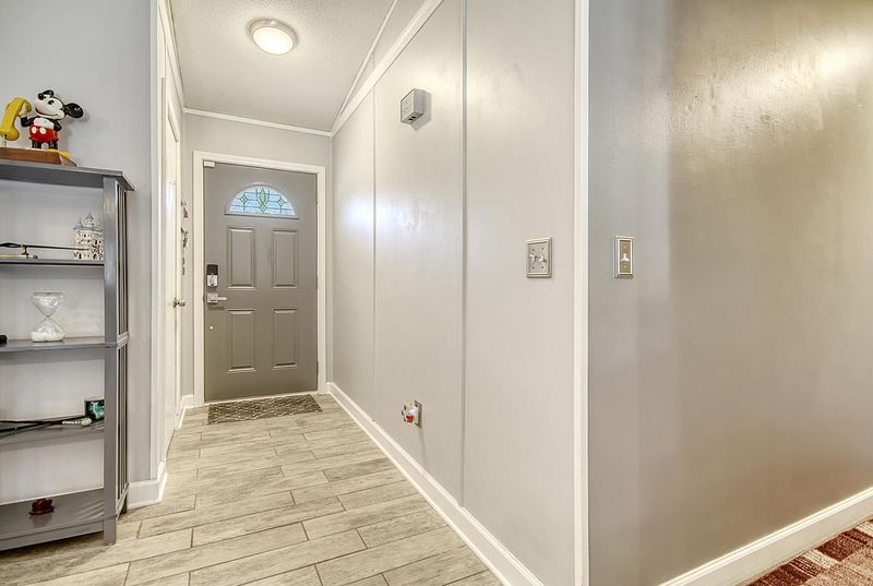 107 Marion Rd, Summerville, SC 29486