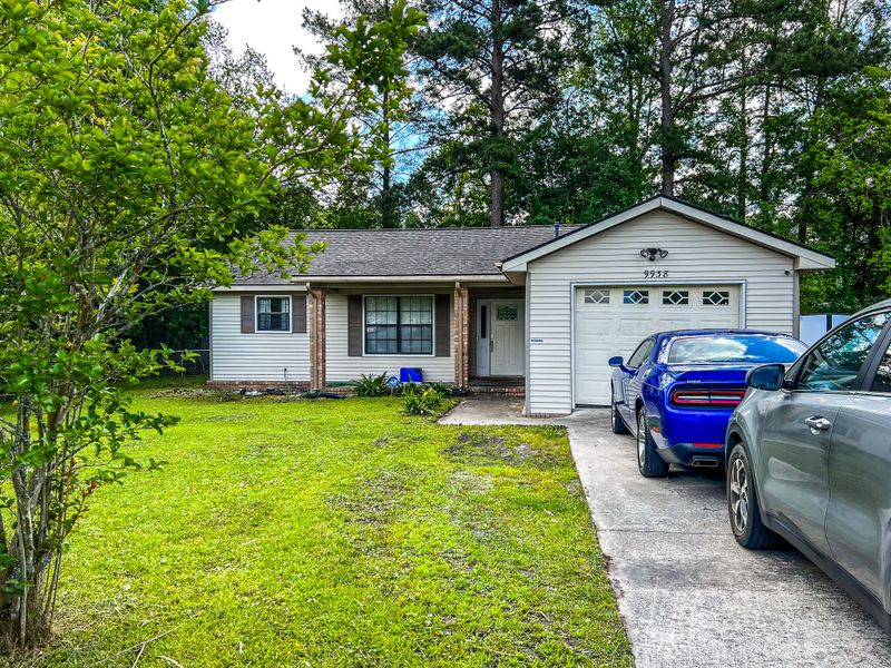 9938 Levenshall Dr, Ladson, SC 29456
