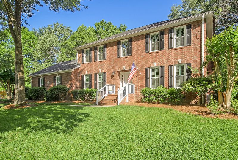 108 Leighton Ct, Summerville, SC 29485