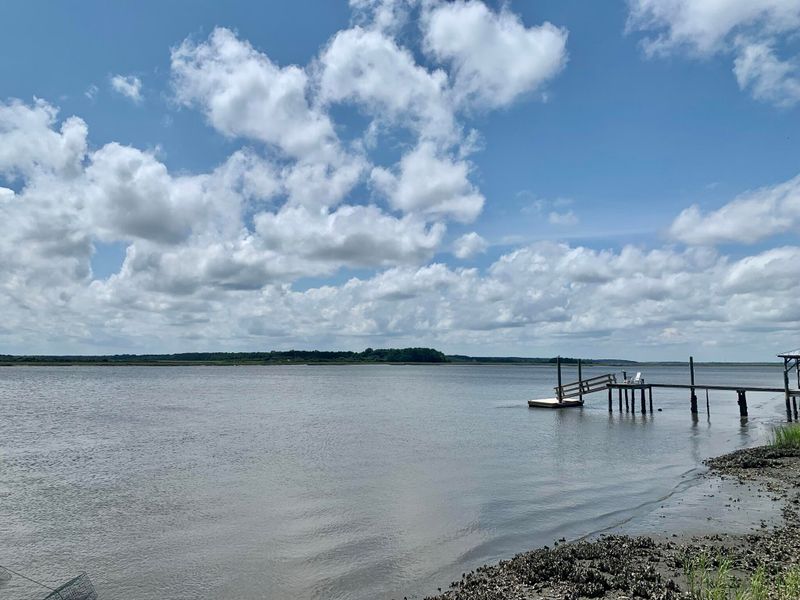 2056 Riverbend Dr, James Island, SC 29412
