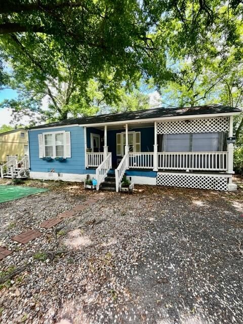 2679 Oregon Ave, North Charleston, SC 29405