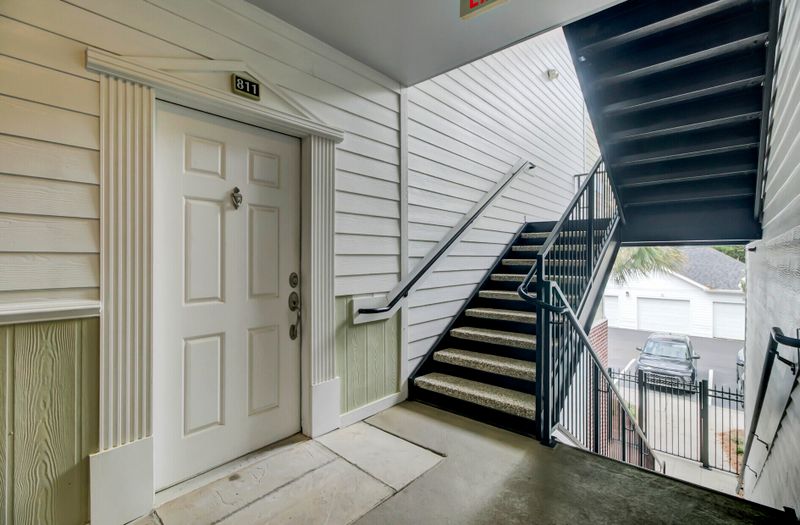 1025 Riverland Woods Pl #811, Charleston, SC 29412