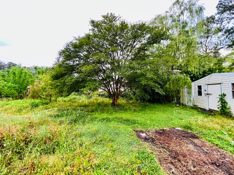 105 John Deere Ln, Bonneau, SC 29431