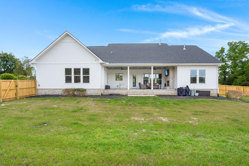 523 W Butternut Rd, Summerville, SC 29483
