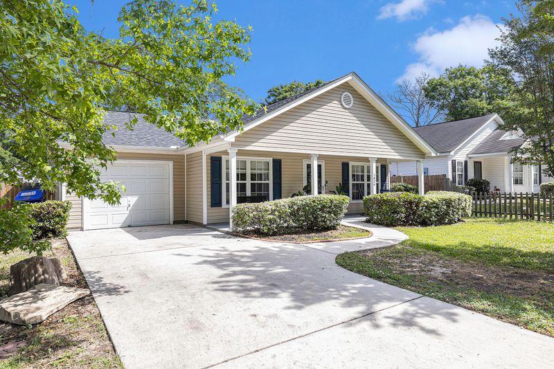 1824 Sumner Ave, North Charleston, SC 29406