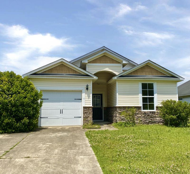209 Summer View Rd, Summerville, SC 29486