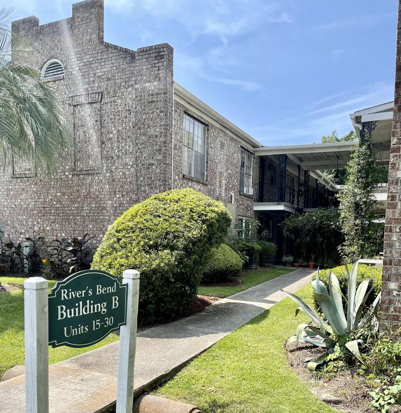 874 Colony Dr #B 22, Charleston, SC 29407