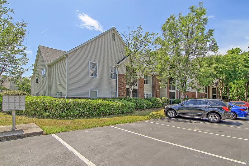 2011 N Highway 17 #2000e, Mount Pleasant, SC 29466