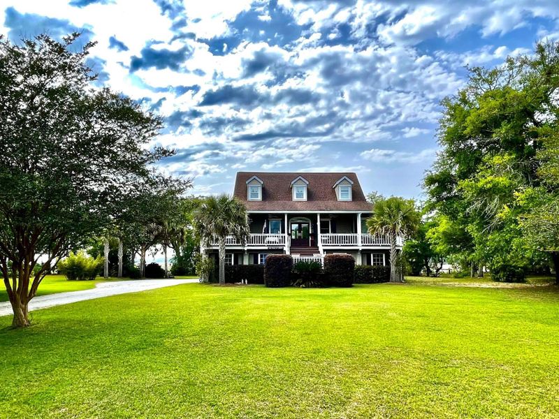 8896 Marsh Aire Ln, Edisto Island, SC 29438