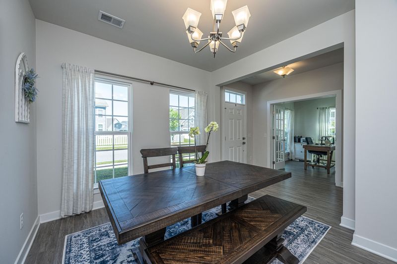 204 Coopers Hawk Dr, Summerville, SC 29483