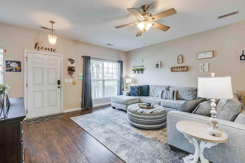 153 Black River Dr, Summerville, SC 29485