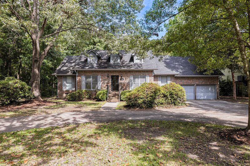 1520 Montclair St, Charleston, SC 29407