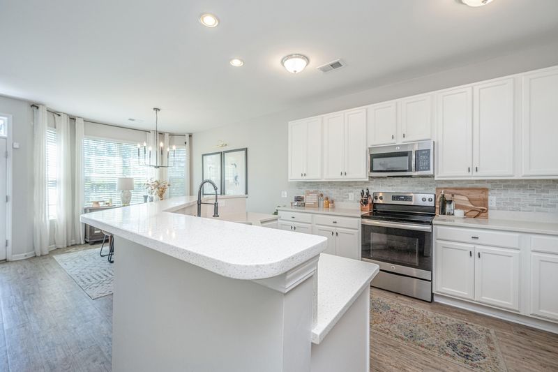 8990 Cat Tail Pond Rd, Summerville, SC 29485