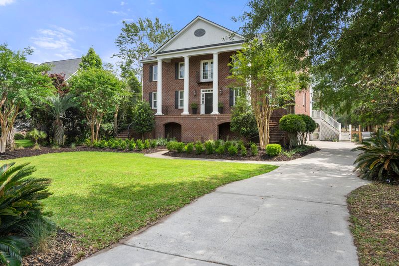 2344 Darts Cove Way, Mount Pleasant, SC 29466