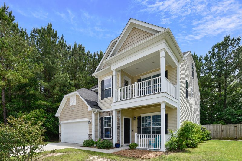 245 Urbano Ln, Goose Creek, SC 29445