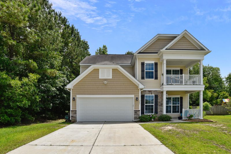 245 Urbano Ln, Goose Creek, SC 29445