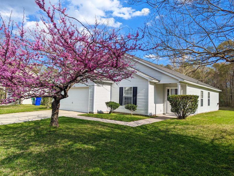 7927 Long Shadow Ln, North Charleston, SC 29406