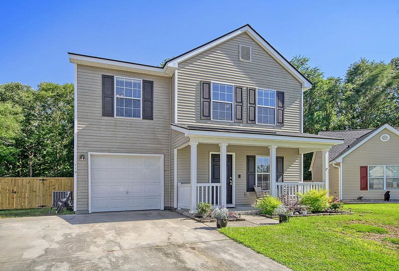 119 Old Tree Rd, Goose Creek, SC 29445