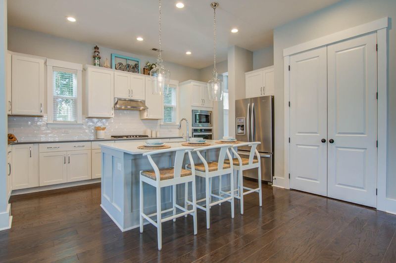 2186 Brown Pelican Ln, Charleston, SC 29412