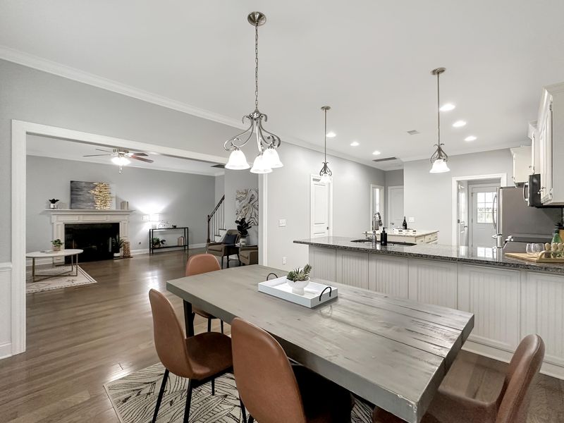 4820 Mixson Ave, North Charleston, SC 29405