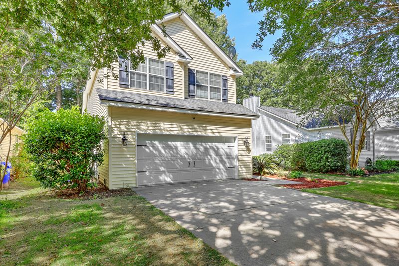 847 Harbor Place Dr, Charleston, SC 29412