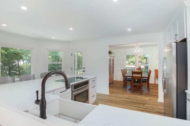 1128 Clapper Ct, Mount Pleasant, SC 29464