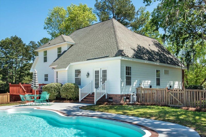 743 Hamlet Cir, Goose Creek, SC 29445