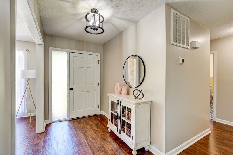 2859 Glouster St, North Charleston, SC 29420