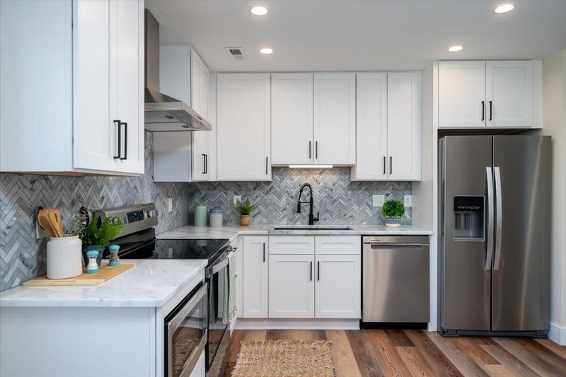 2059 Green Park Ave, Charleston, SC 29414