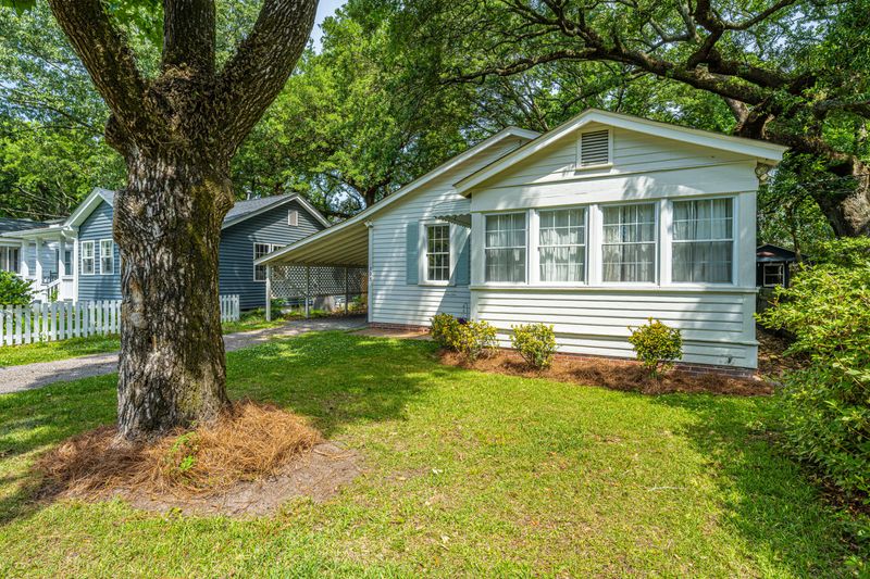 308 Live Oak Ave, Charleston, SC 29407