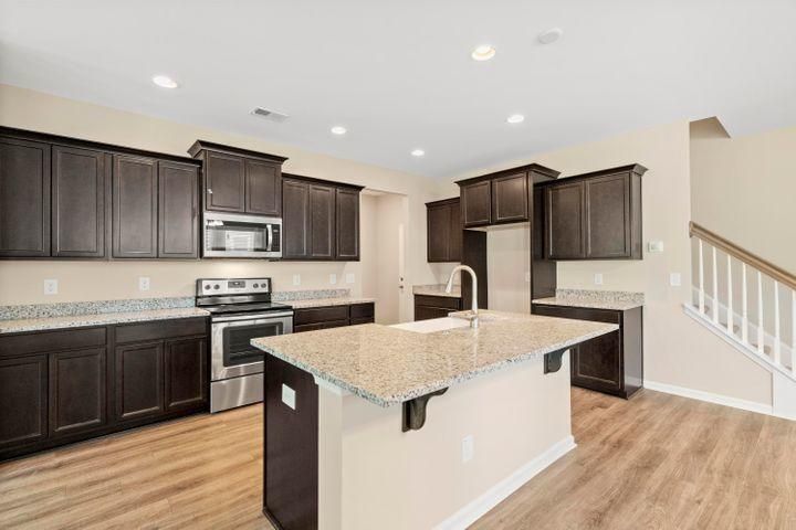 8624 Windsor Hill Blvd, North Charleston, SC 29420