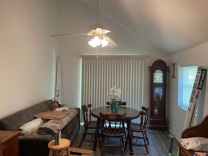 104 General Washington Blvd, Bonneau, SC 29431